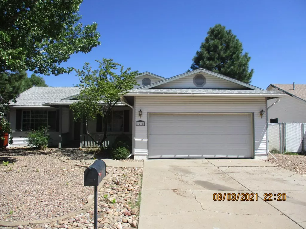 1710 W Nikolaus House for rent in Show Low, AZ