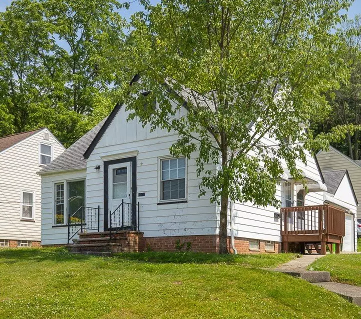 24450 Hawthorne Dr. Euclid 44117 House for rent in Euclid, OH