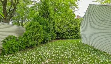 3 of 29 27471 Forestview Ave House for rent in Euclid, OH