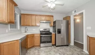 3 of 12 587 Hemlock Dr. Euclid 44132 House for rent in Euclid, OH