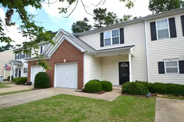 Immaculate Raleigh Townhome Available Immediately Apartment for rent in Raleigh, NC