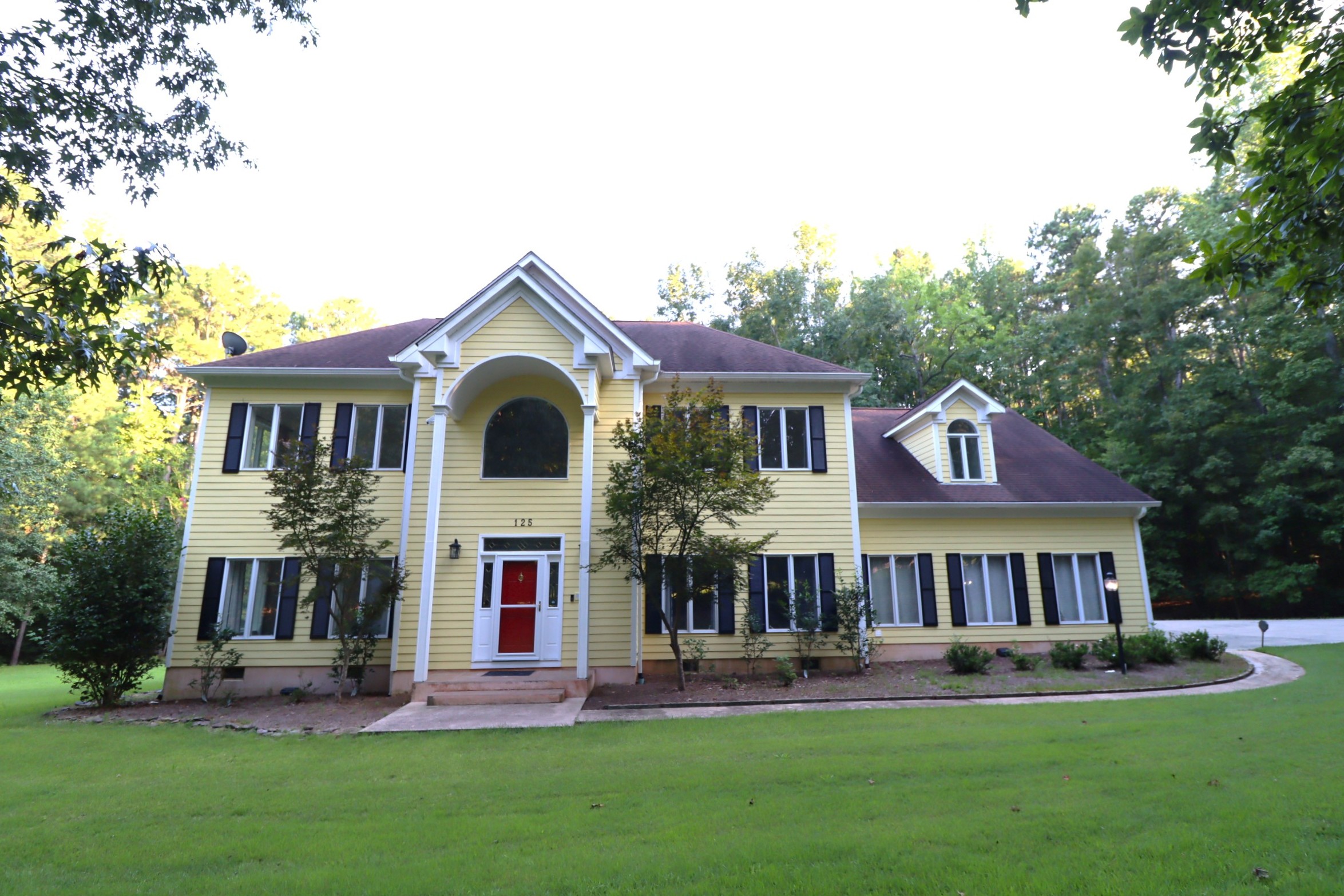 Gorgeous Home On 5+ Acre Lot Available Immediately Apartment for rent in Chapel Hill, NC Gorgeous Home On 5+ Acre Lot Available Immediately Apartment for rent in Chapel Hill, NC