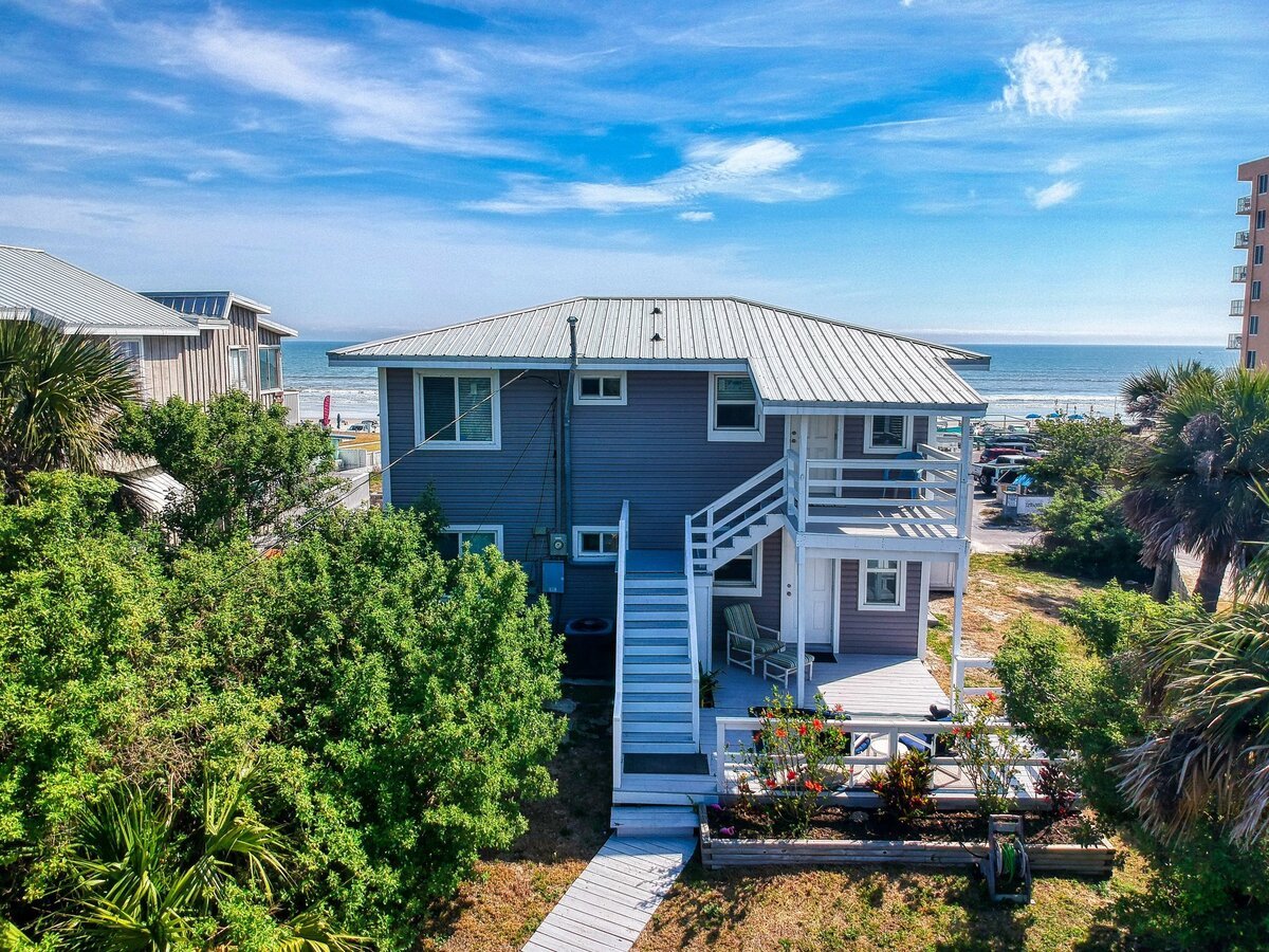 Beachside Oceanview & Steps To Flagler Apartments New Smyrna Beach, FL