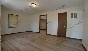 2 of 8 Open House: 7/21 @ 5:30 Pm & 7/26 @ 10:45 Am House for rent in Joliet, IL