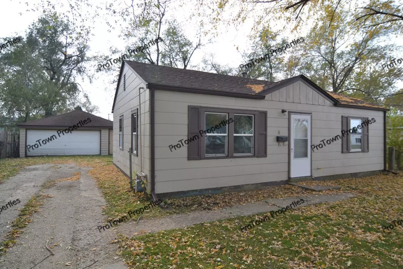 Open House: 7/21 @ 5:30 Pm & 7/26 @ 10:45 Am House for rent in Joliet, IL