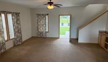 5 of 15 Holy Smokes! Nice 4br/3ba With Office House for rent in Williston, ND