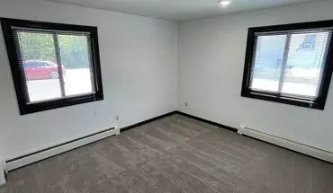 5 of 6 828 3rd Ave Apt 3 W House for rent in Williston, ND