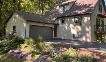 Super Cute Three Bedroom Cottage On Holland's North Side Apartment for rent in Holland, MI