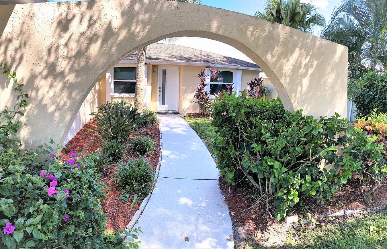 1506 Strada D Oro Venice, FL House for Rent Rentable
