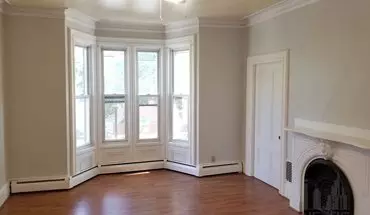 4 of 11 18 Oak St Apartment for rent in Providence, RI