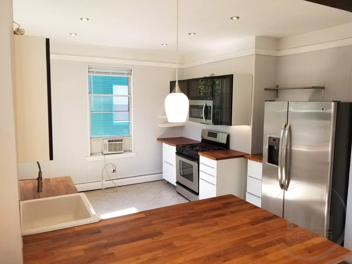 18 Oak St Apartment for rent in Providence, RI