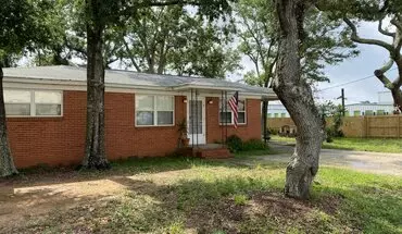 2 of 19 Gulf Breeze Proper Duplex House for rent in Gulf Breeze, FL