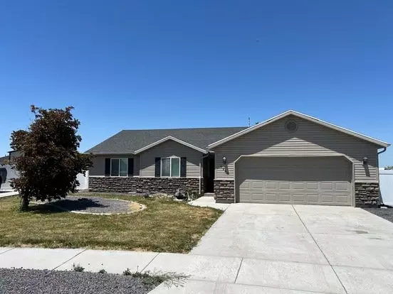4248 W 2340 N Apartment for rent in Corinne, UT