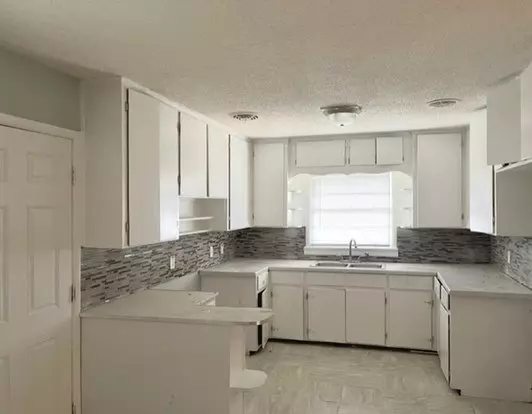 $950 Newly Renovated 3bb/2br Located In Normandale Area Apartment for rent in Montgomery, AL