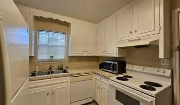 5 of 11 Spacious 2/2 Duplex House for rent in Montgomery, AL
