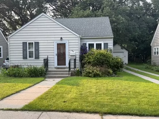3 Bed / 1 Bath House In Fergus Falls! Available Now! Apartment for rent in Fergus Falls, MN 3 Bed / 1 Bath House In Fergus Falls! Available Now! Apartment for rent in Fergus Falls, MN