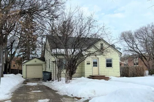 4 Bed / 2 Bath House Half A Block From Concordia!! Available July 2025 Apartment for rent in Moorhead, MN 4 Bed / 2 Bath House Half A Block From Concordia!! Available July 2025 Apartment for rent in Moorhead, MN