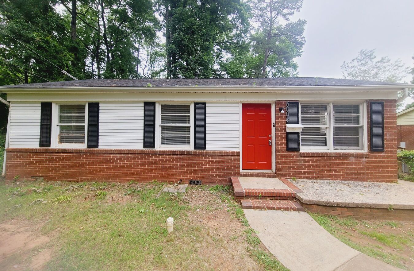 5004 Winchester St Charlotte, NC House for Rent Rentable