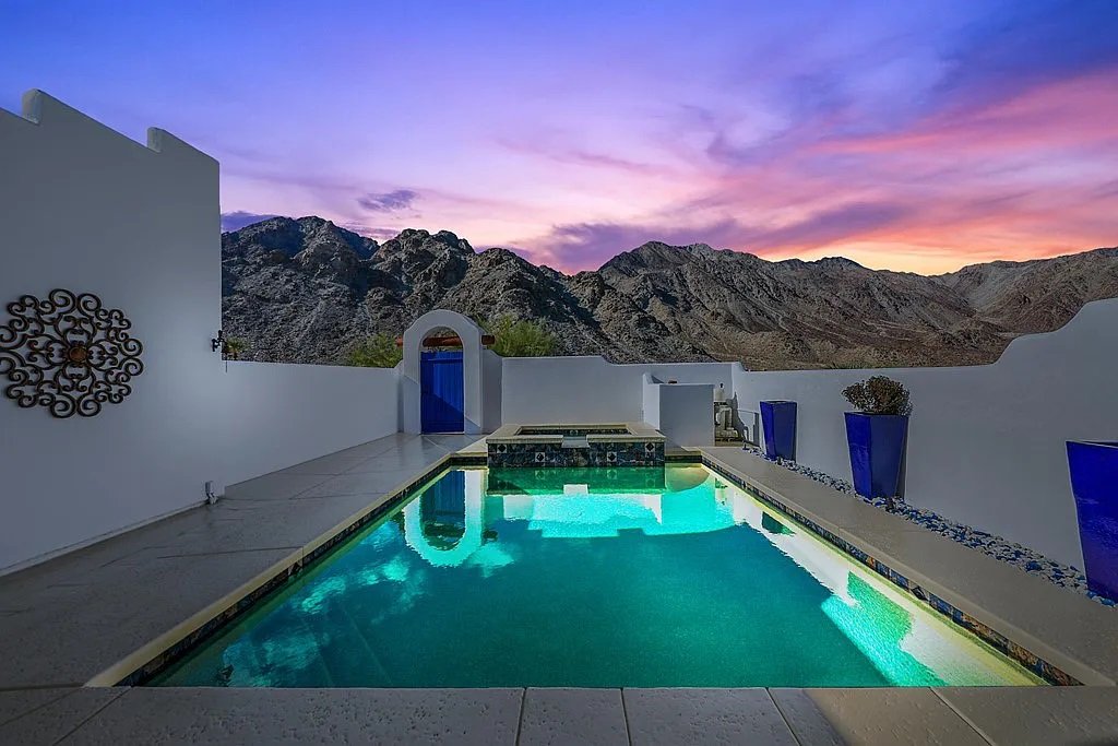 La Quinta Cove Chalet Apartments La Quinta, CA Rentable