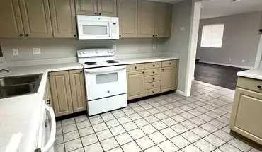 4 of 17 19420 N. 5th House for rent in Phoenix, AZ