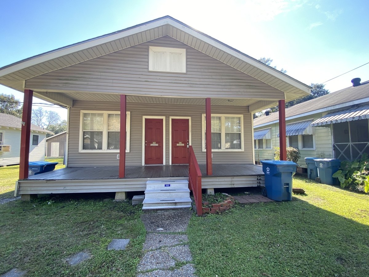345 Avenue C Port Allen, LA House for Rent Rentable