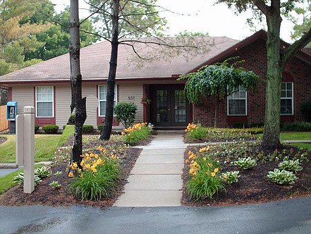 Stoneridge Apartment for rent in Dayton, OH