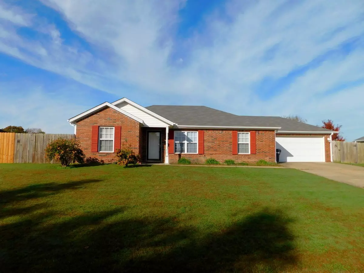 Clean 3/2 Brick House In Elkins On A Quiet Street! House for rent in Elkins, AR