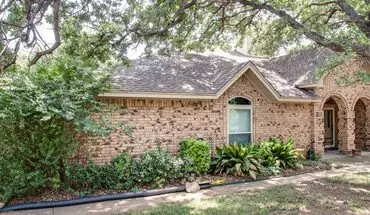 3 of 25 1801 West Wall St - Beautiful 4-3-2 In Grapevine! House for rent in Grapevine, TX