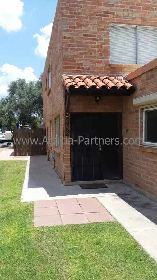 Beautiful Two Bedroom In The Meadows House for rent in Tucson, AZ