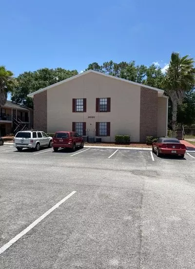 Spacious 2 Bed, 2 Bath Condo In Land O' Lakes ? Water Included! Apartment for rent in Land O Lakes, FL