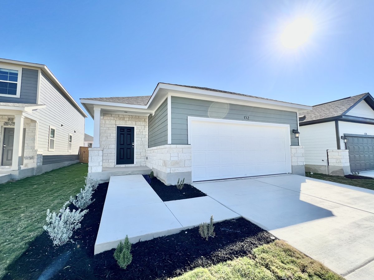 132 Eagles Dare Jarrell, TX House for Rent Rentable