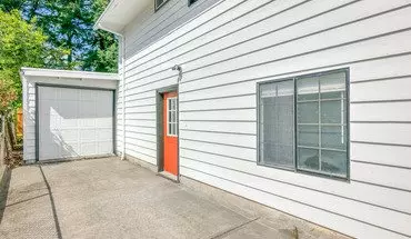 4 of 24 Newly Updated 4 Bed/2 Bath Duplex House for rent in Portland, OR