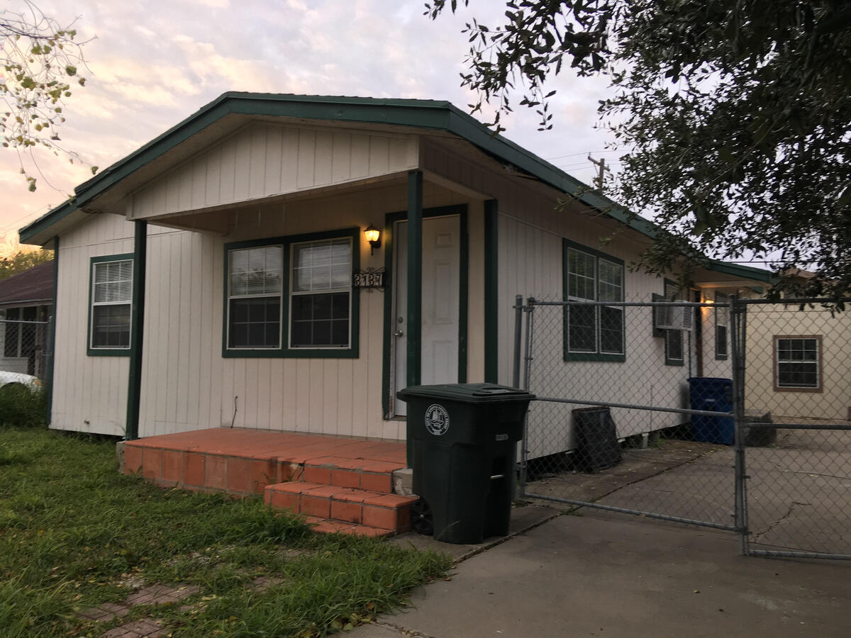 3137 Eisenhower St Corpus Christi, TX House for Rent