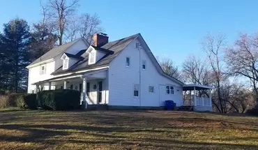 3 of 27 4bd 2ba Farmhouse With Private Sprawling Views House for rent in Clarksville, MD