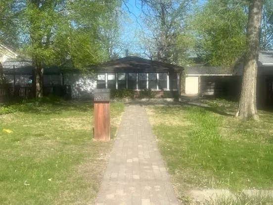 Cute, Clean And Charming 1 Bedroom House Apartment for rent in Minneapolis, MN Cute, Clean And Charming 1 Bedroom House Apartment for rent in Minneapolis, MN