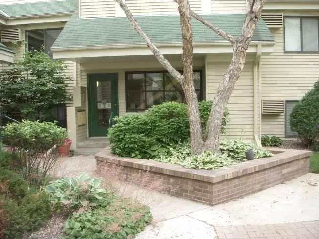 Immaculate 2 Br Condo In Prime Edina Location House for rent in Edina, MN