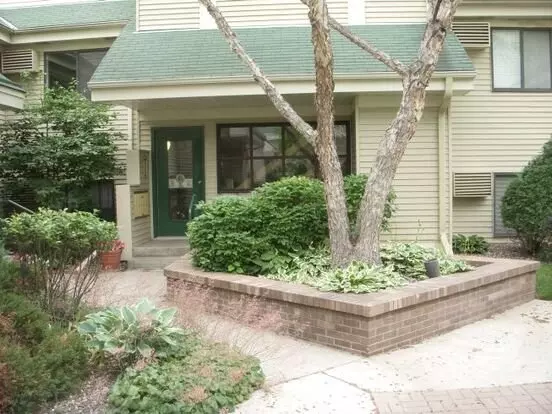 Immaculate 2 Br Condo In Prime Edina Location Apartment for rent in Edina, MN Immaculate 2 Br Condo In Prime Edina Location Apartment for rent in Edina, MN