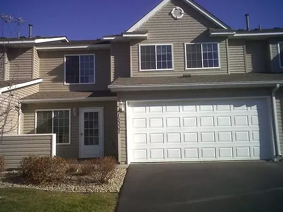 Beautifully Maintained 3 Br, 3 Bath Town Home, Great Location Apartment for rent in Ramsey, MN