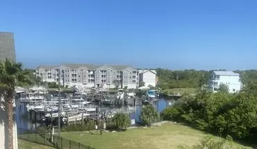 2 of 28 Lovely 2/2 Waterfront Condo With Boat Slip In Heather Cove! House for rent in New Port Richey, FL