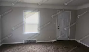 5 of 22 House- Tri-level House for rent in Detroit, MI