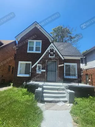 House- Colonial Apartment for rent in Detroit, MI