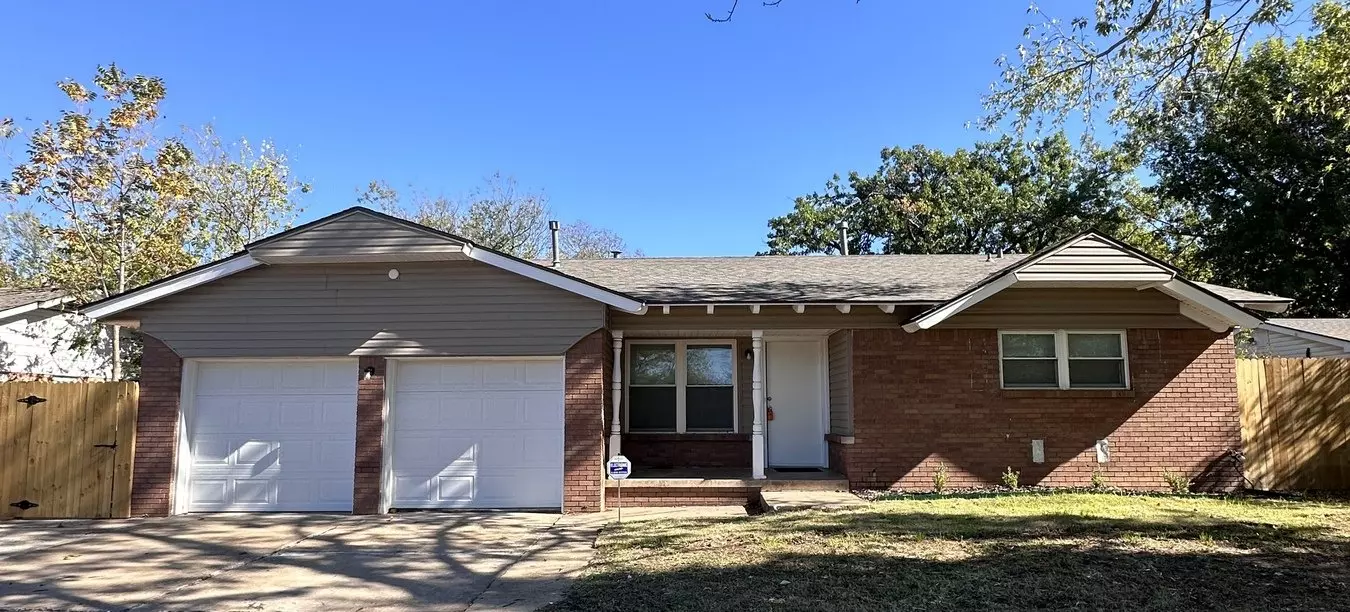 2008 Hardy Dr House for rent in Edmond, OK