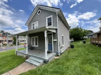2 of 3 509 N West St House for rent in Culpeper, VA