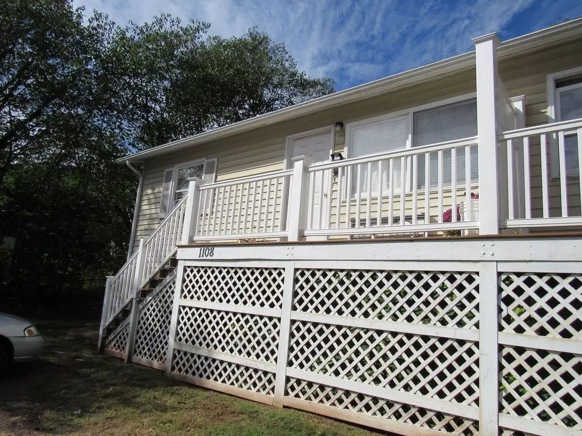 1108 S East St House for rent in Culpeper, VA