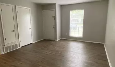 4 of 33 Charming 3 Bedroom 1 Bath Home House for rent in Memphis, TN