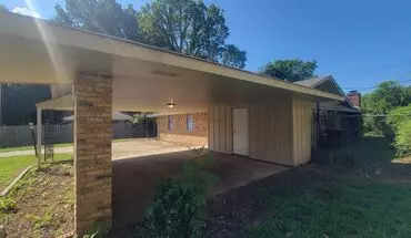 4 of 19 Charming 3-bedroom Brick Home With Spacious Layout & Private Backyard House for rent in Memphis, TN