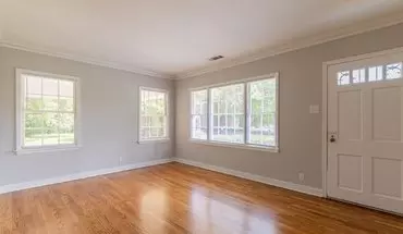 4 of 15 Classic Brick Beauty With Space, Style & Comfort House for rent in Memphis, TN