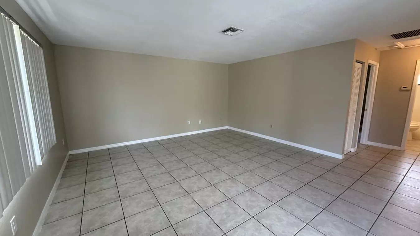 1685 Shadow Ln Apt A Apartment for rent in Englewood, FL