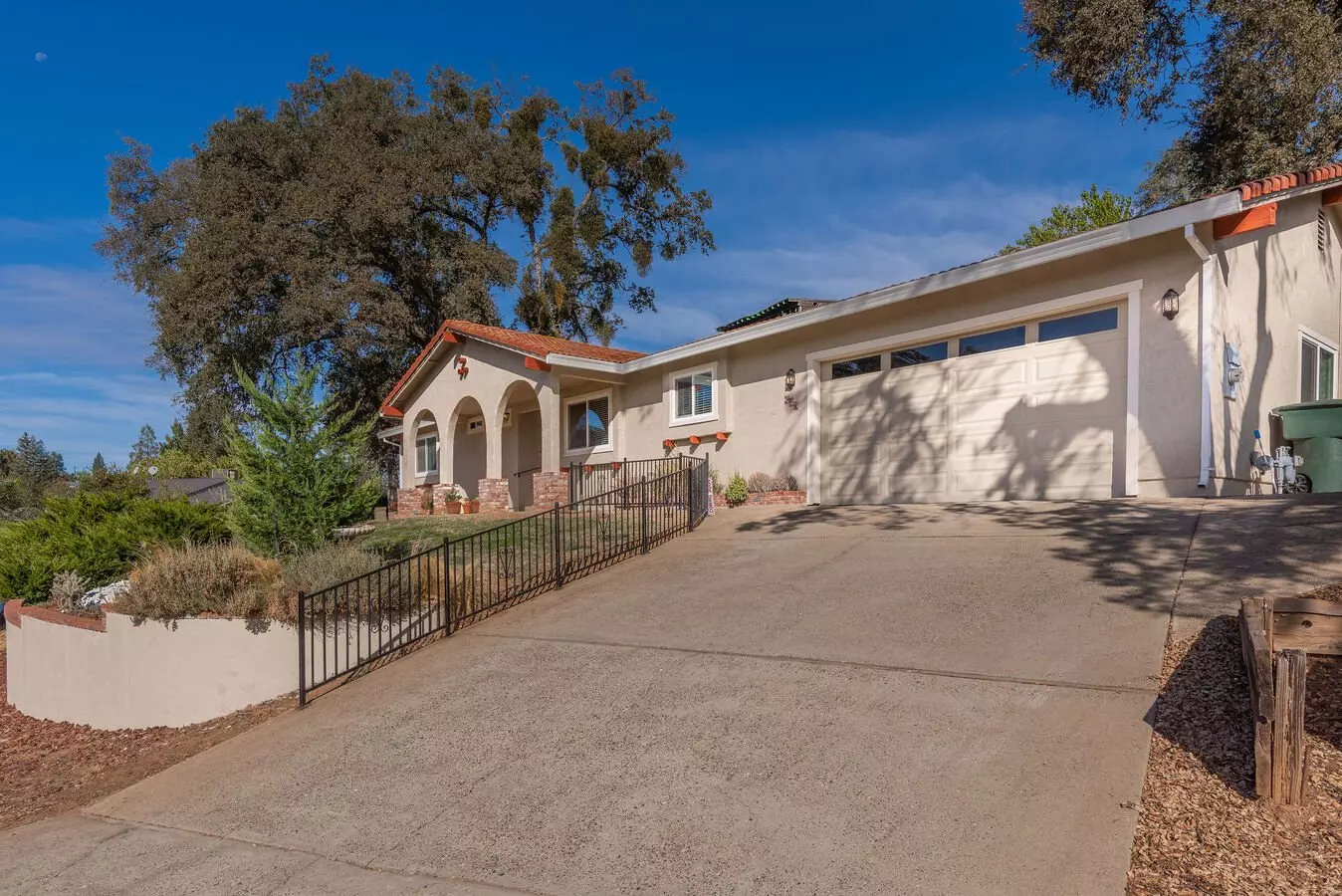 Beautiful Updated Spanish Style 3 Bdrm, 2 Bth In Jackson! House for rent in Jackson, CA