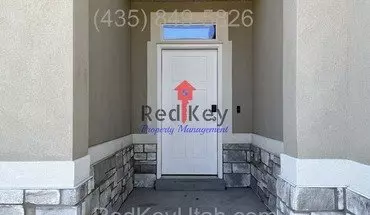 3 of 28 Glen Eagles Ct. Townhouse House for rent in Tooele, UT
